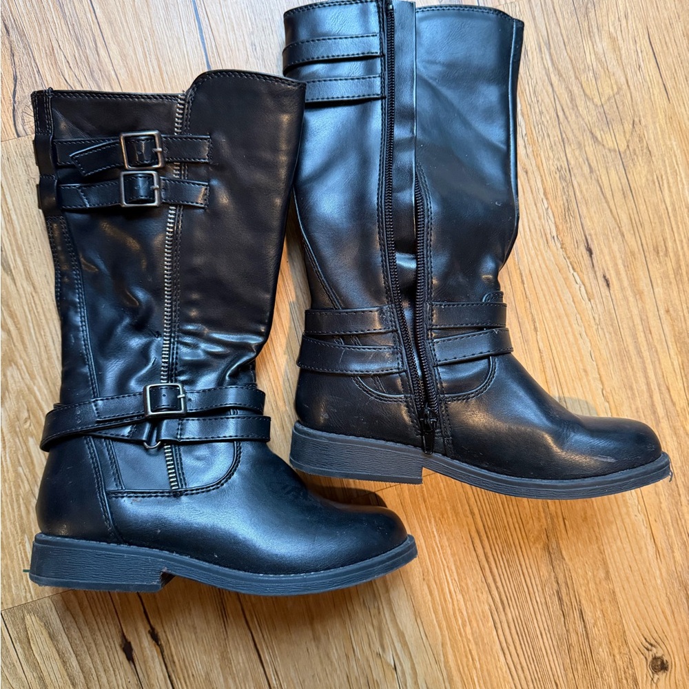 Black Knee-High Buckle Boots